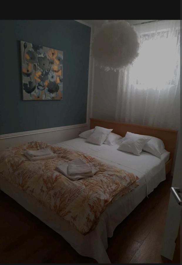 Old Salona Apartment ภายนอก รูปภาพ