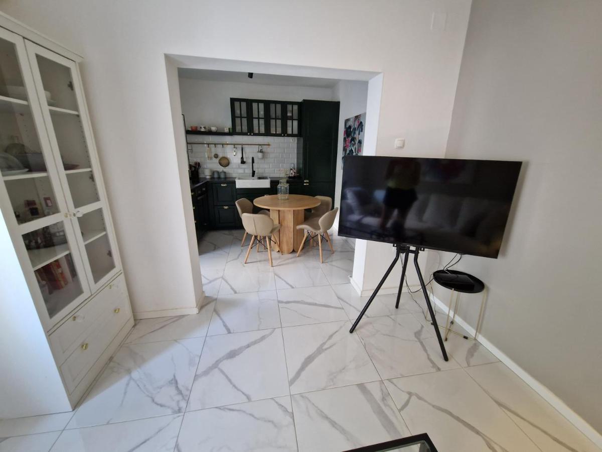 Old Salona Apartment ภายนอก รูปภาพ