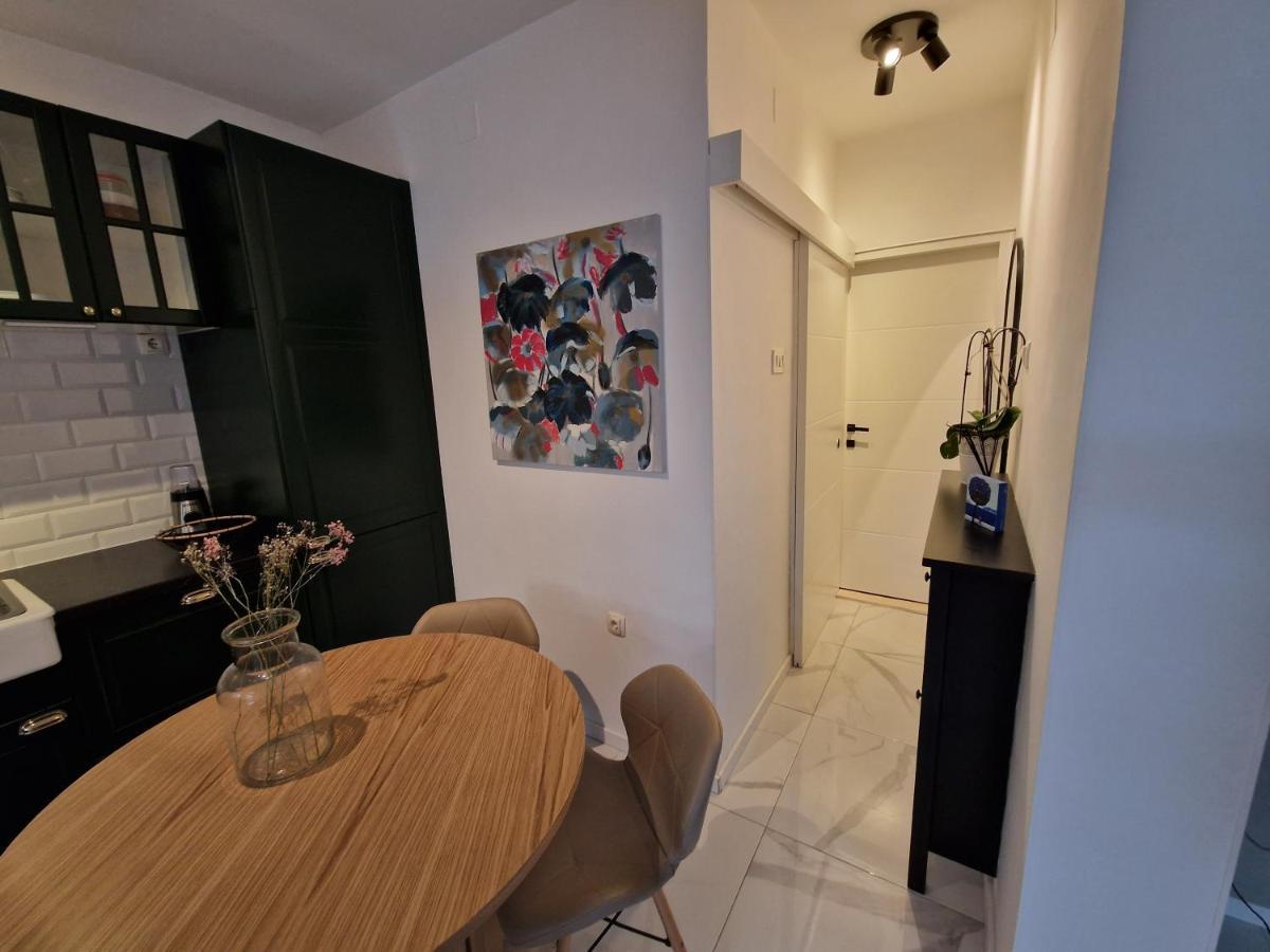 Old Salona Apartment ภายนอก รูปภาพ